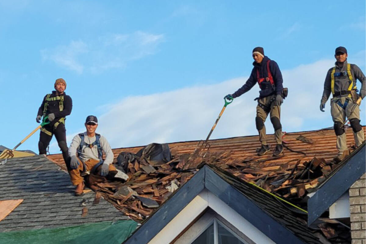 Paragon roofers pride themselves in prompt response time, providing quotes within 72 hours and complementary window cleaning as a thank you for your business.
